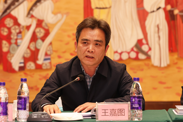 王嘉图.jpg